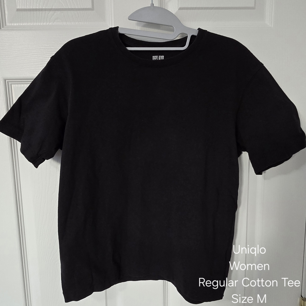 Uniqlo Black Cotton Tee - Size M